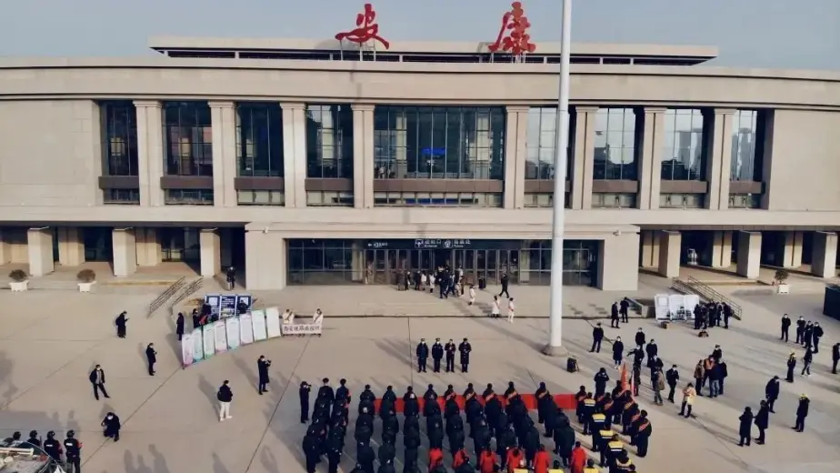 Rozwiązanie bramek na stacji kolejowej