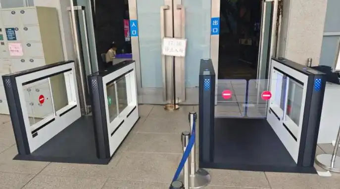 Dostawca bramek bramowych dla pieszych z obrotowymi bramkami
