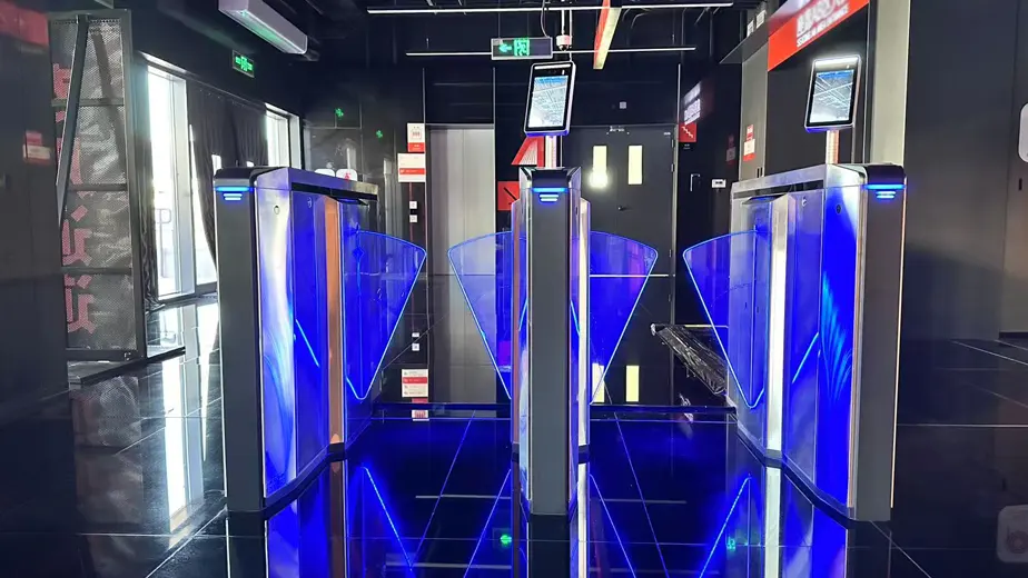 Kontrola dostępu do centrum sztuki